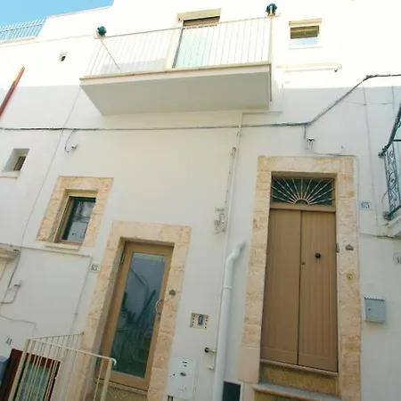 Casa Mamaroca 63 *